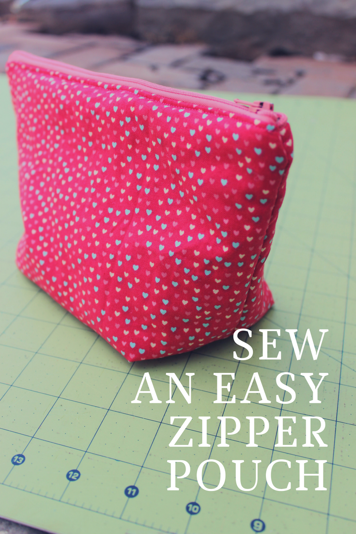 Zipper Pouch Tutorial - Peek-a-Boo Pages