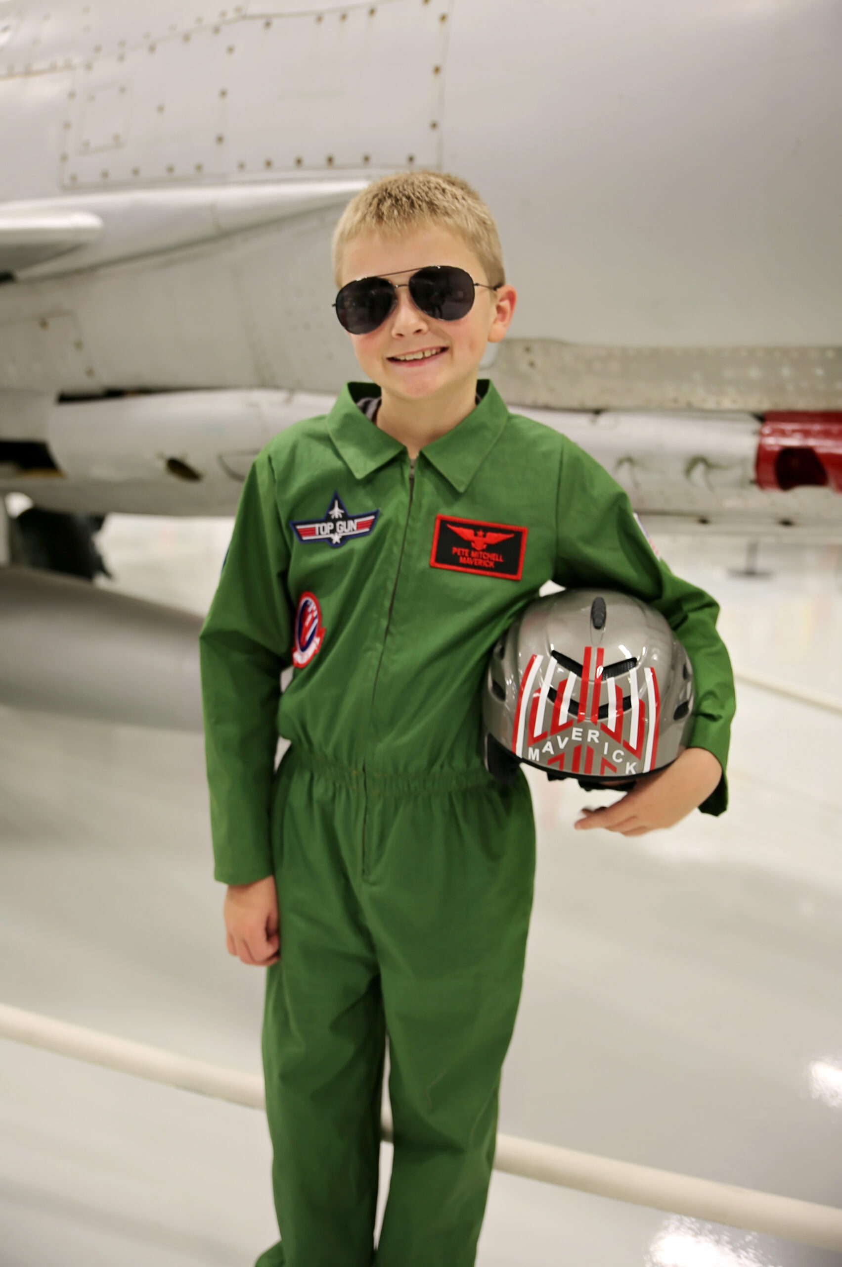 DIY Top Gun Costume | Maverick Costume Tutorial